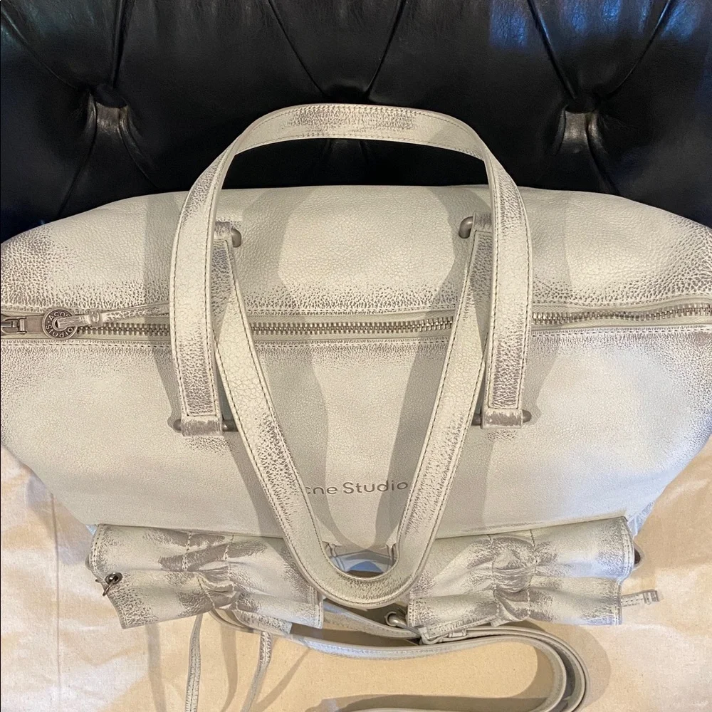 Acne Cream Large Leather Tote with Front Pockets and Detachable Strap - Picture 3 of 9